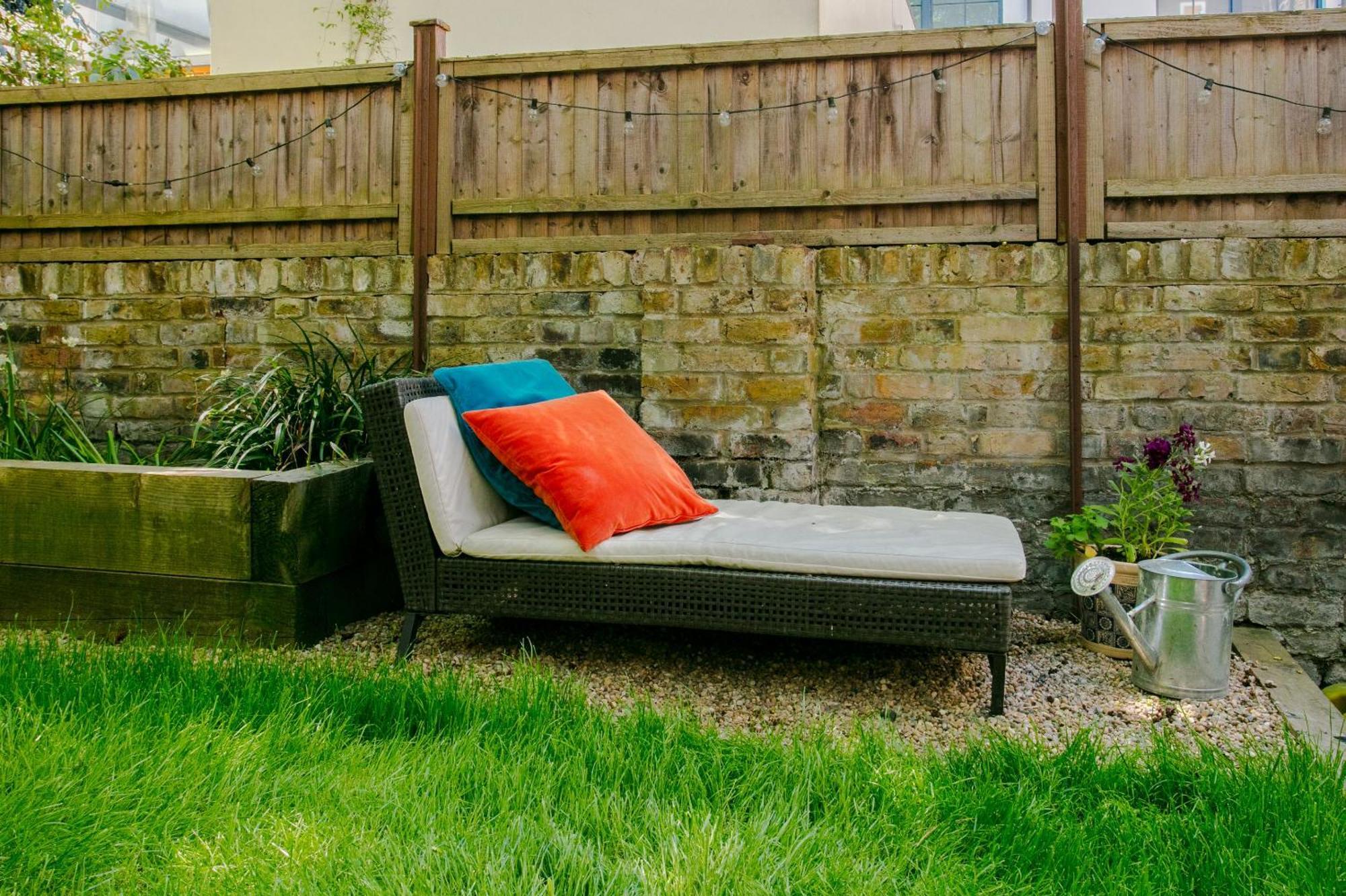 Modern Garden Apartment Camden London Eksteriør billede