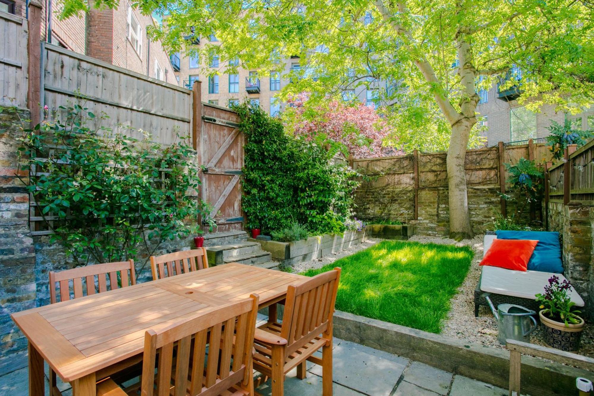 Modern Garden Apartment Camden London Eksteriør billede